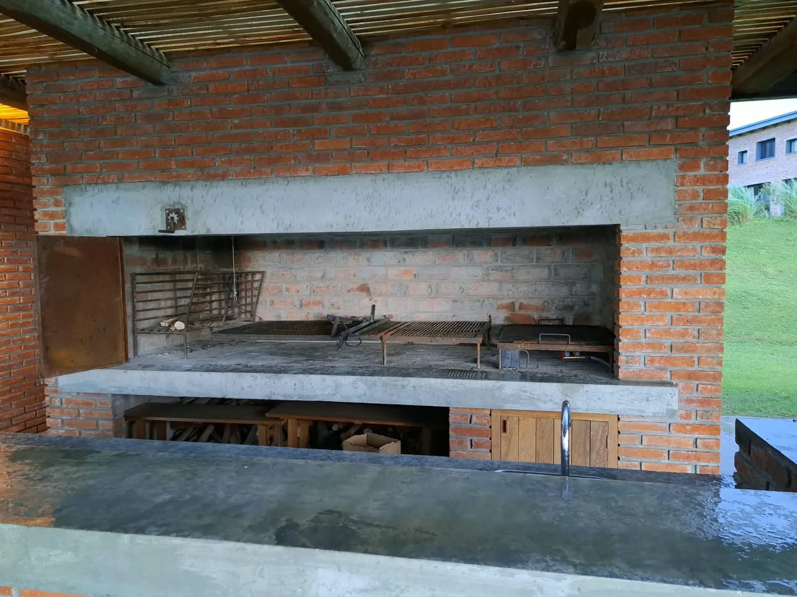 Cocina y barbacoa exterior